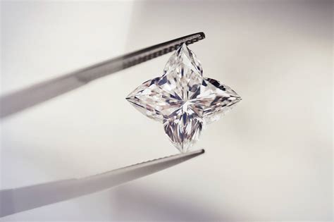 lv cut diamond